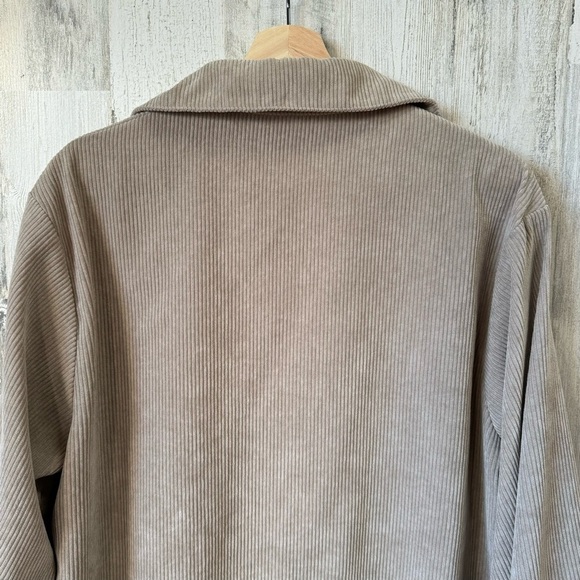Nasty Gal Cream Corduroy Button Front Oversized Shirt Jacket Shacket Size 4 - Picture 8 of 10